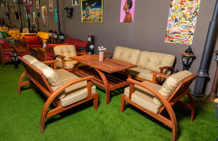 Wooden Furniture Showroom In Mumbai